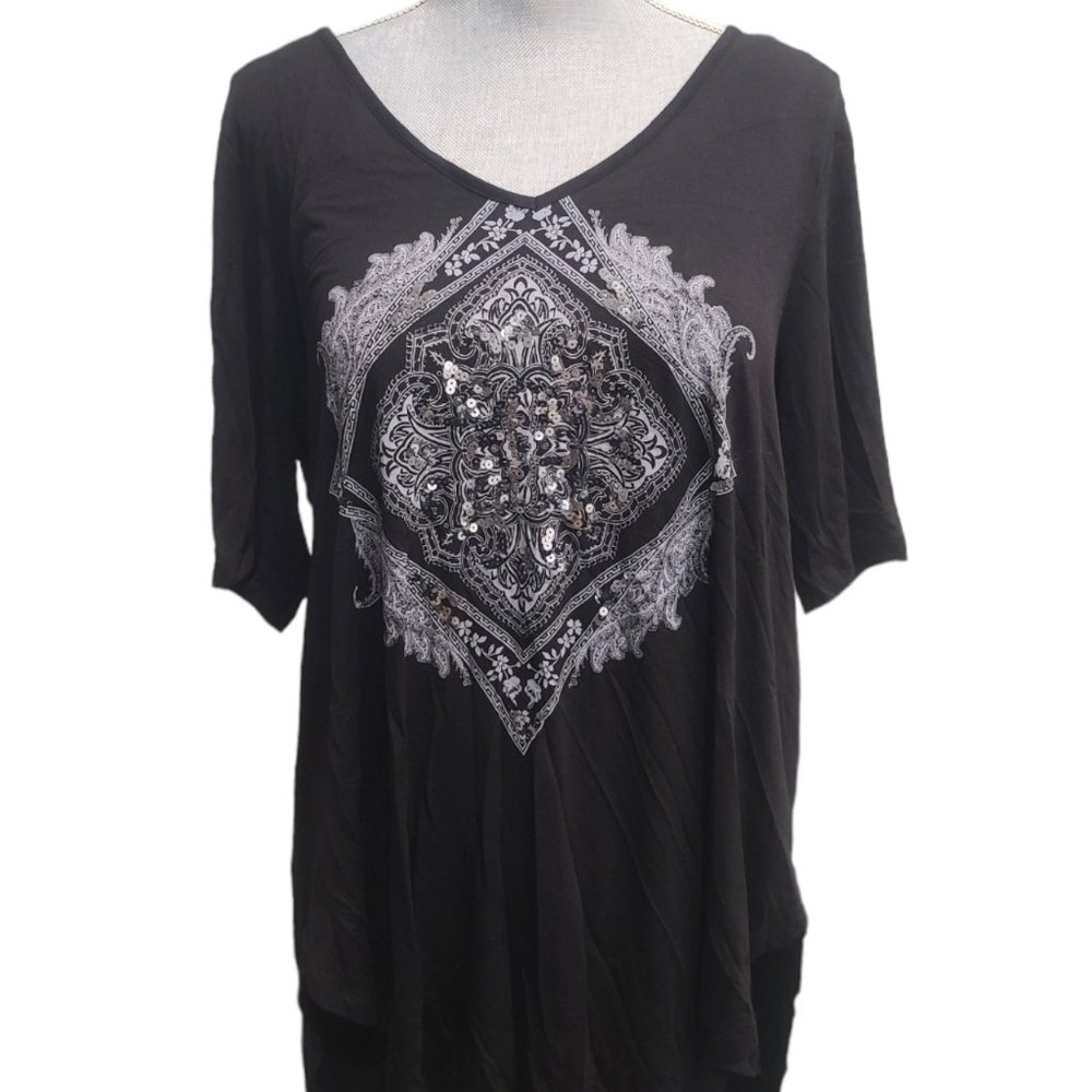 NWT Torrid V-Neck Black Blouse Top with Sequin Plus Size 2